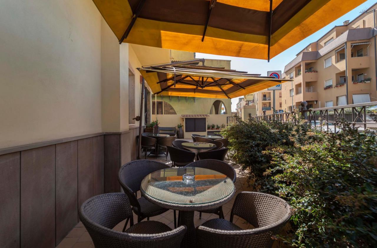 Hotel San Giuan Алгеро Екстериор снимка