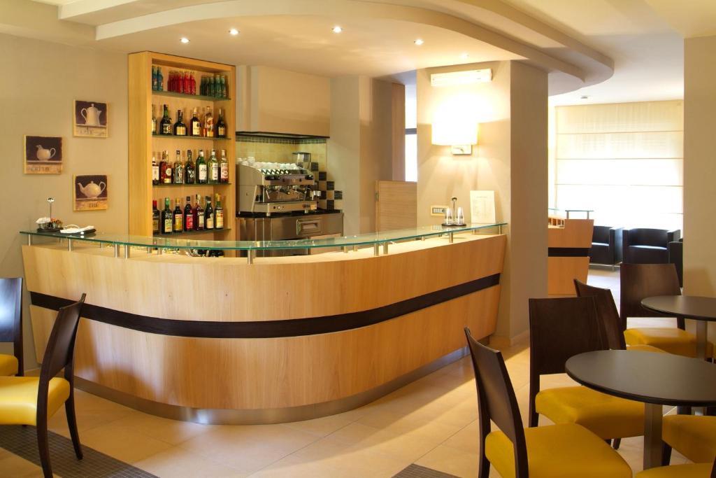 Hotel San Giuan Алгеро Екстериор снимка